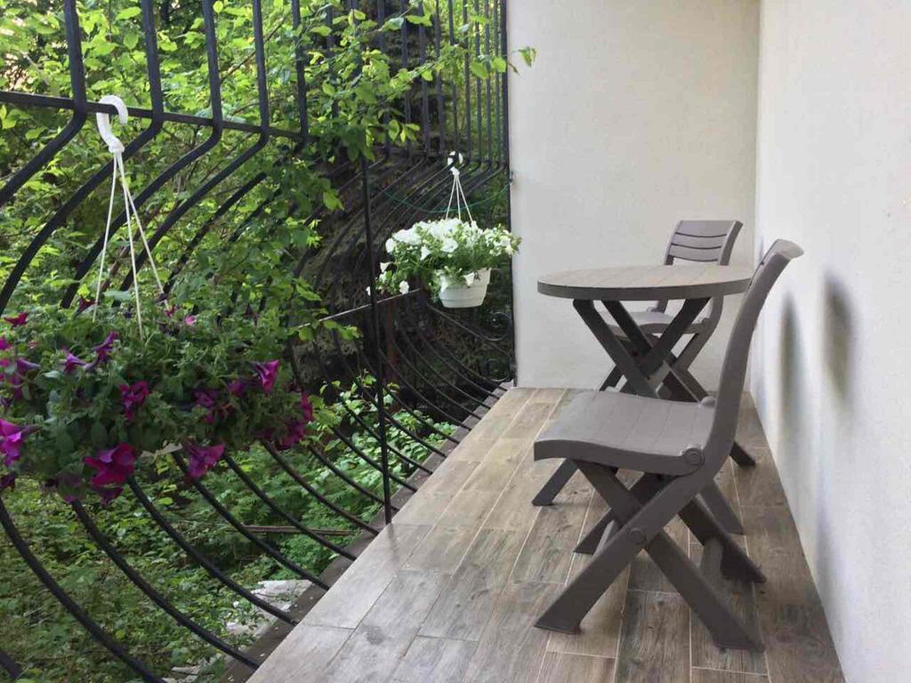 Kyiv Lesi 3 Studio Apartment Dış mekan fotoğraf