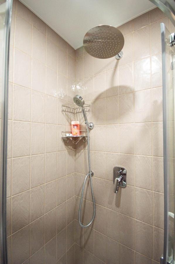 Kyiv Lesi 3 Studio Apartment Dış mekan fotoğraf