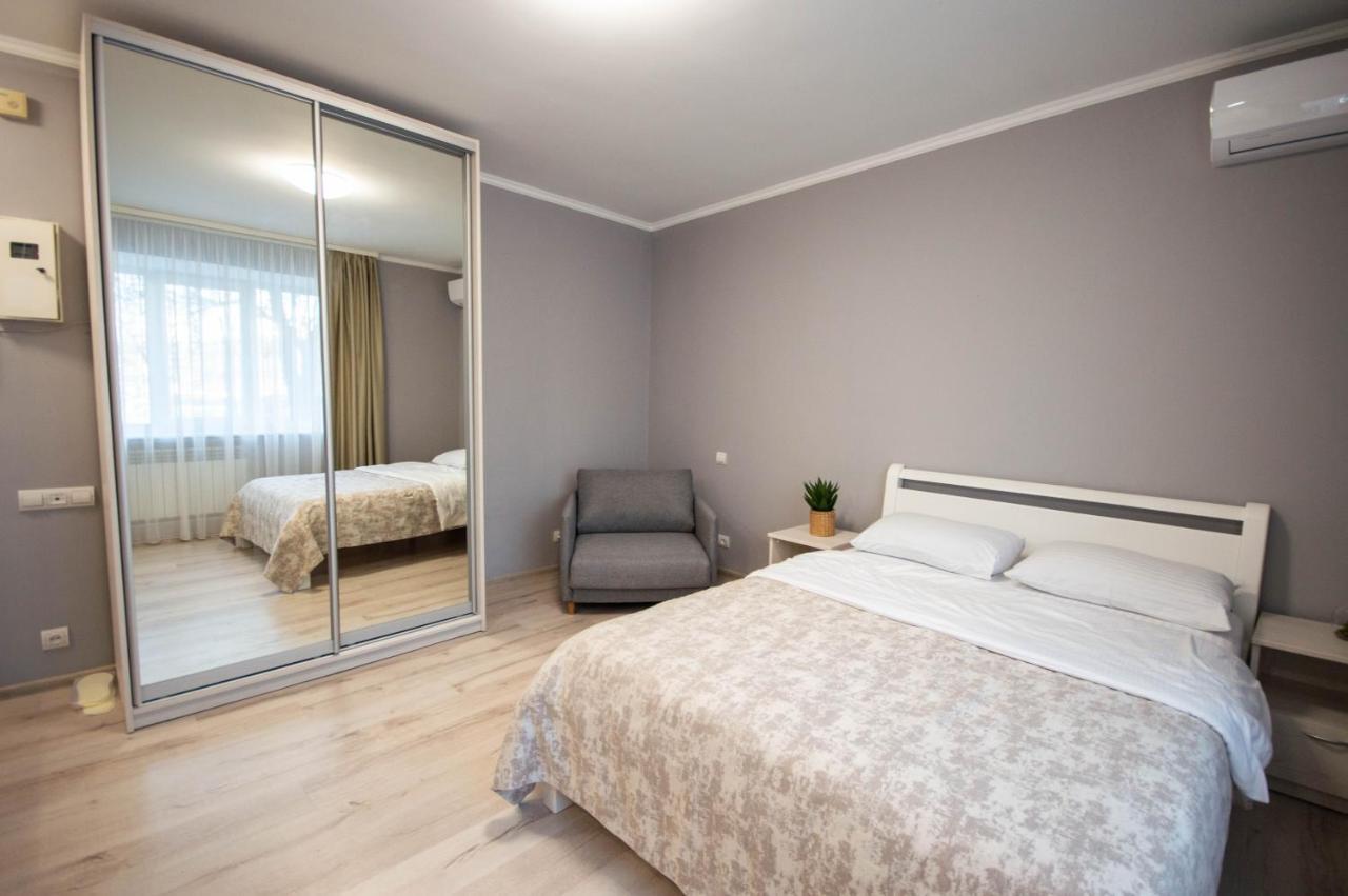 Kyiv Lesi 3 Studio Apartment Dış mekan fotoğraf