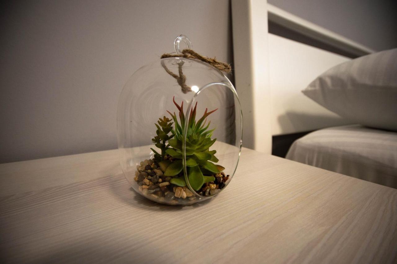 Kyiv Lesi 3 Studio Apartment Dış mekan fotoğraf